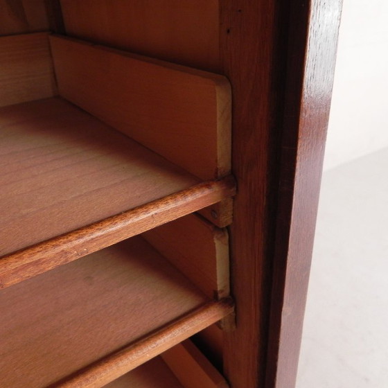 Image 1 of Armadio in rovere con serranda avvolgibile a 2 ante, alto 150 cm, anni '30.