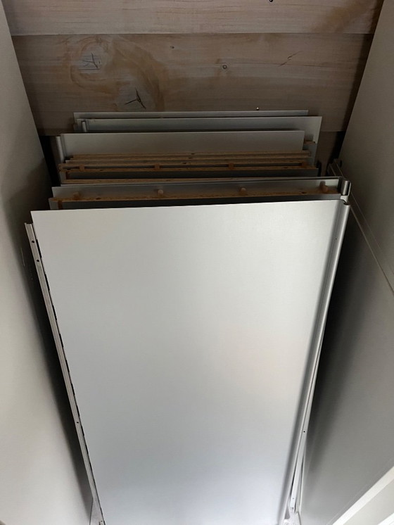 Image 1 of Credenza color argento larga 180 cm (smontata)