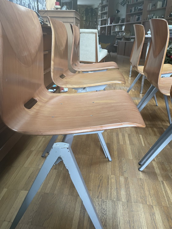 Image 1 of Set van zes authentieke Pagwood Pagholz stoelen in uitstekende staat.