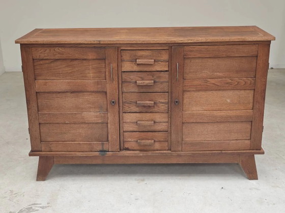 Buffet en chêne de René Gabriel, période de reconstruction 1950. – Armoires de rangement, Wood, Design (photo 10 of 30)