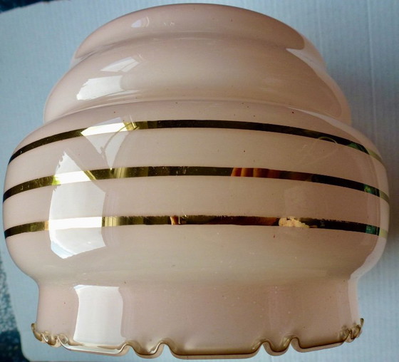 Image 1 of 3x Vintage Opaline lampenkappen.