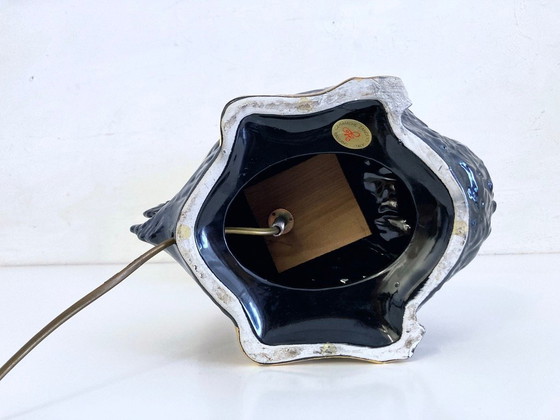 Image 1 of Lámpara de mesa de cerámica esculpida con forma de cisne de Ceramiche Zanotto, Bassano.