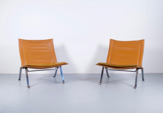 Image 1 of IMPONENTE COPPIA DI POLTRONE IN PELLE E ACCIAIO DEGLI ANNI '60