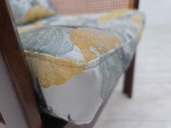 Image 1 of Années 1970, design danois d'Illum Wikkelsø, modèle de fauteuil « Plexus », bois de teck, structure en maille.