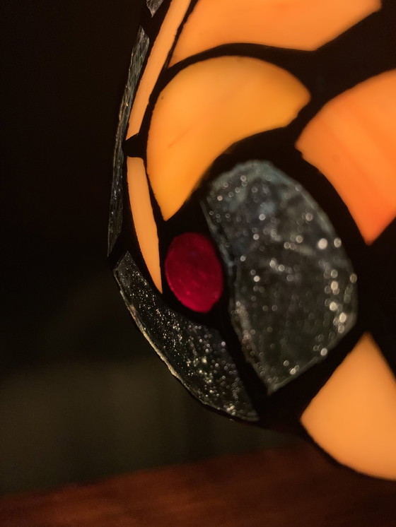 Image 1 of Tiffany style tafel lamp 