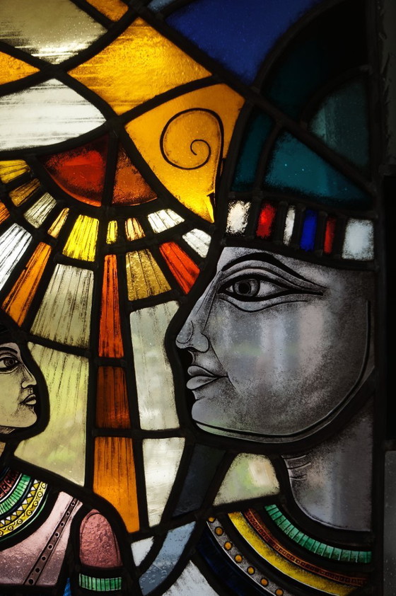 Image 1 of Vetro colorato in espositore appeso.