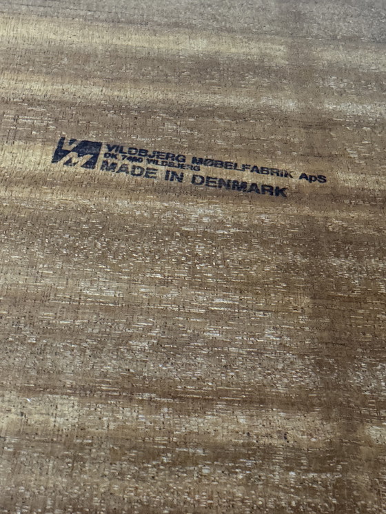 Image 1 of Tavolino laterale vintage danese in teak per mobili audio/TV