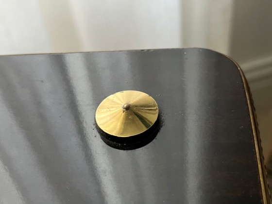 Image 1 of Elegante tavolo vintage mobile anni '60-'70 - Impiallacciato