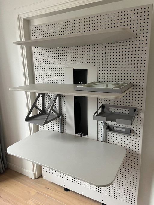 Vitra Ad-hoc-Monowandsystem