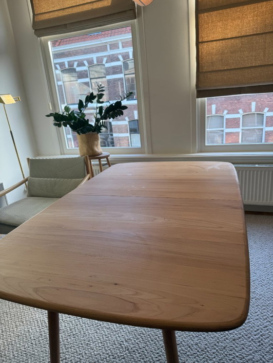 Image 1 of Beautiful Ercol dining table