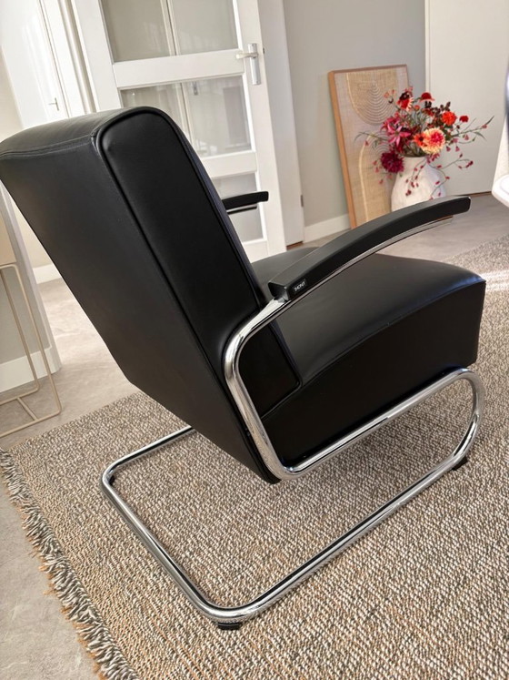 Due Poltrone S411 in pelle, Thonet, Legno, Nero (foto 4 di 12)