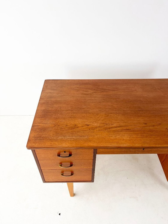 Image 1 of Scrivania vintage scandinava