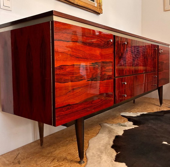 Vintage dressoir van palissanderhout in mid-century stijl – Wood (photo 16 of 16)