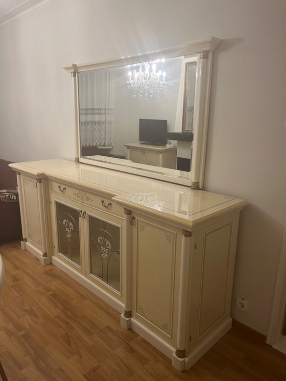 Image 1 of Buffet avec miroir assorti