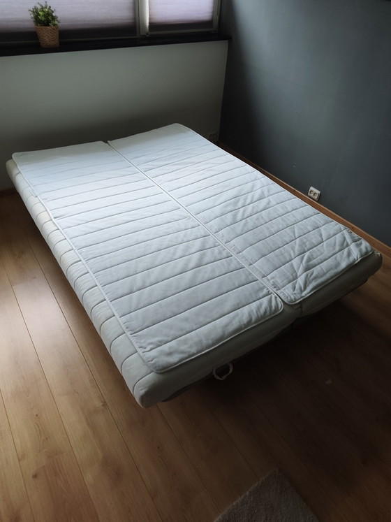 Image 1 of Canapé-lit avec matelas et housses de protection
