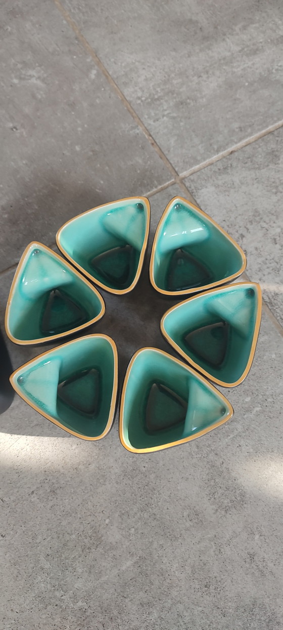 Image 1 of Servizio da caffè triangolare in ceramica, design anni '50


