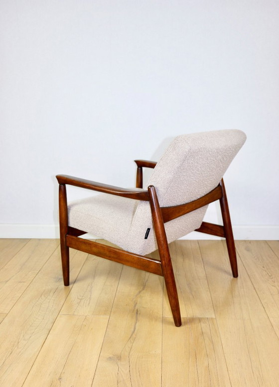Image 1 of Fauteuil GFM-64, design Edmund Homa des années 70, tissu bouclé beige - 2 exemplaires disponibles