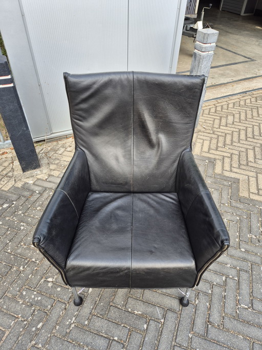 Chaise Montis Chaplin