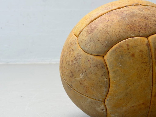 Ballon en cuir vintage / ballon lesté, milieu du siècle, années 1940