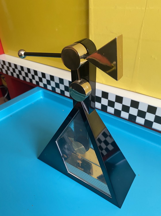 Image 1 of Tischuhren 90‘s Kinetic Design 