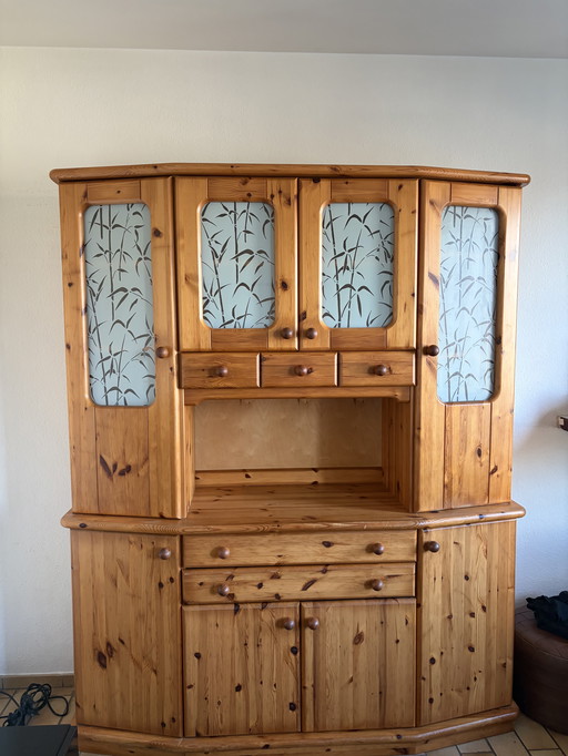 Vintage-Vitrine 180 € (Preis verhandelbar)