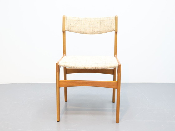 Image 1 of Ensemble de 8 chaises Danish Design