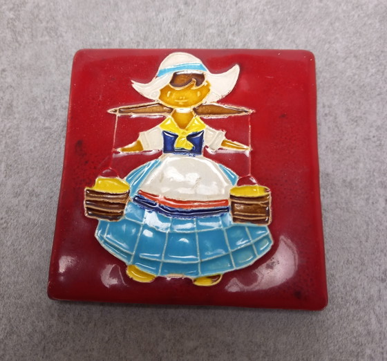 Dutch Farmer's Wife Tile – Decorative Objects, Ceramic (photo 4 of 8)