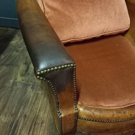 Fauteuil en cuir français – Art déco avec façade rectangulaire – Leather, Wood (photo 9 of 14)