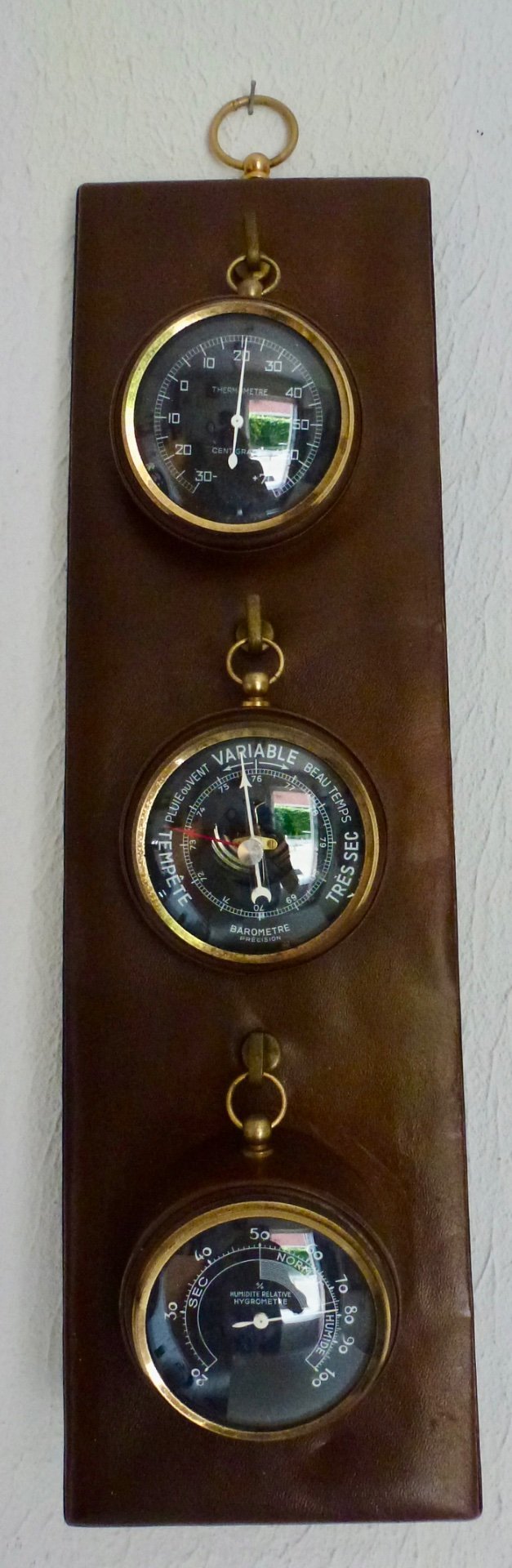 Vintage weather station with separate clocks. | €35 | Whoppah