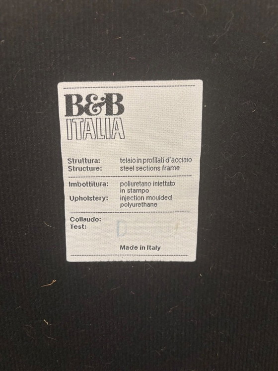 Image 1 of Divano a due posti B&B Italia