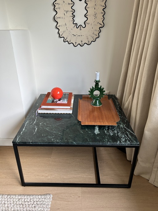 Furnified coffee table