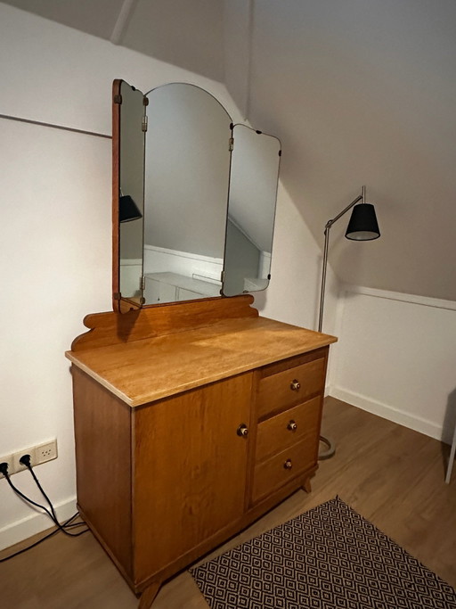 Toeletta specchio credenza vintage in ottime condizioni