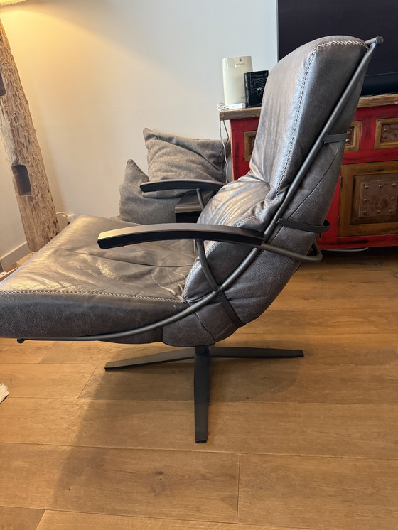 Image 1 of 2 X design leren fauteuils met voetenbank 