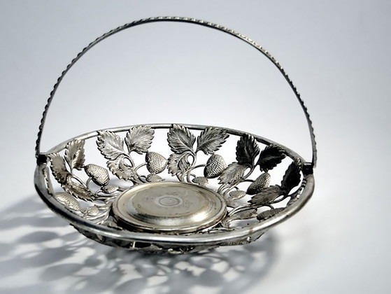 Cesta de frutas de Fraget, Polonia, principios del siglo XX. – Accesorios de mesa, Metal, Silver (photo 2 of 11)
