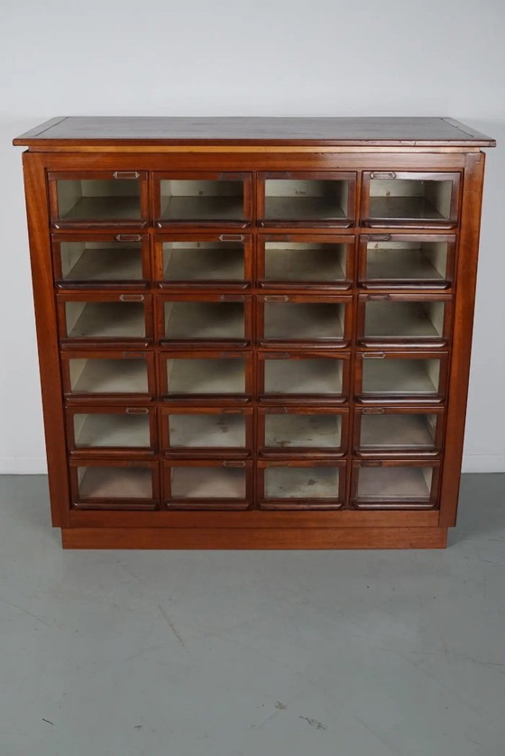 Image 1 of Mercería antigua holandesa de madera noble, década de 1930