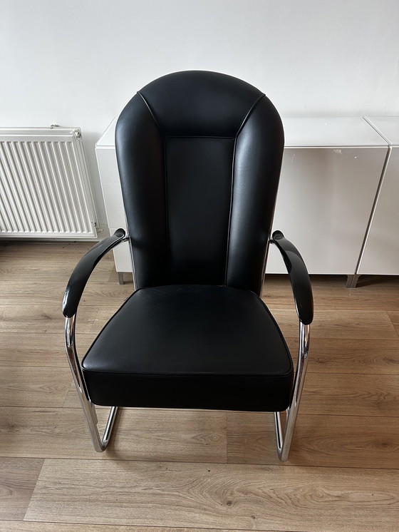 Image 1 of 2 Gispen AA fauteuil zwart. Prijs is per stuk. 