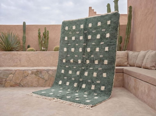 Handmade Berber rug in pure wool, green and white, size 250x150 cm