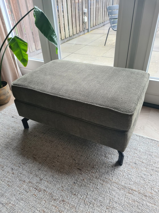 Image 1 of Canapé avec pouf, 4 ans