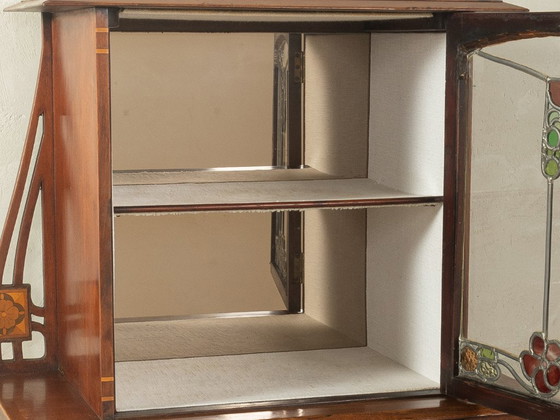 Jugendstil-Vitrinenschrank – Glass, Wood (photo 6 of 8)