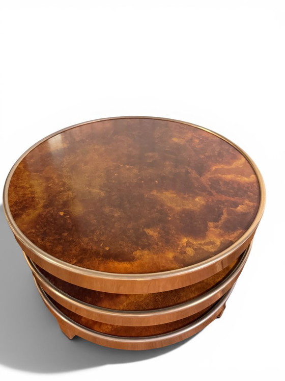Image 1 of Draaibare salontafel met 3 planken van iepenhout met wortelknol - Maria Pergay