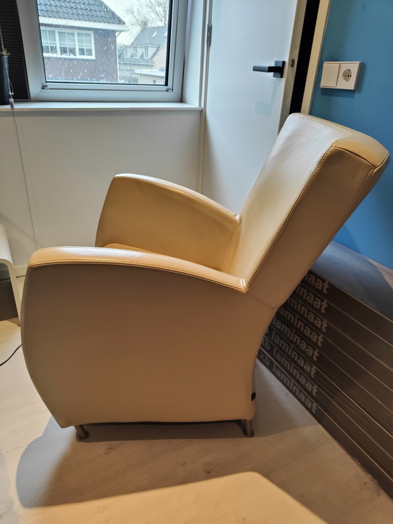 Image 1 of 2 Lederstühle in Off-White