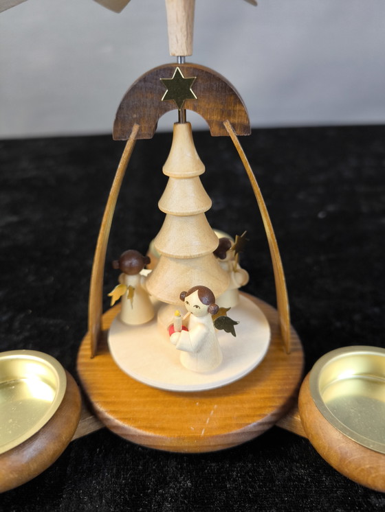 Image 1 of Vintage Kerstpiramide