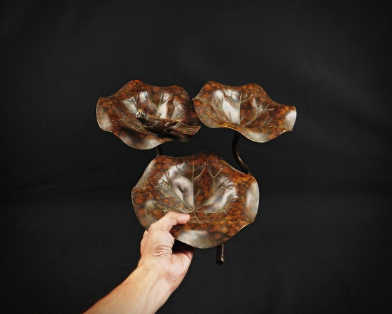 Image 1 of Birdbath in patinated metal, three-level lotus leaf form