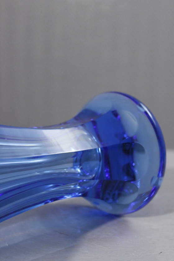 Image 1 of Moser Kristallfabrik – Smaragdblaue Vase, Art-Deco-Periode, 1926–1936