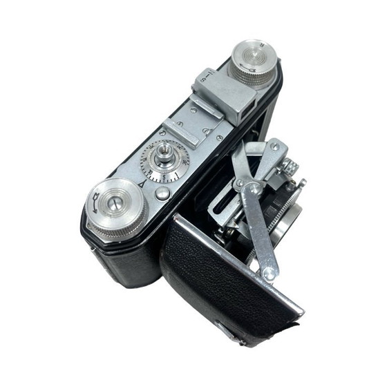 Image 1 of German Welta Welti I Meyer-Optik Trioplan 2.9/50 camera, 1950s, in working order