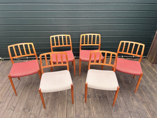 Set van 6 Niels Otto Møller eetkamerstoelen Model 83
