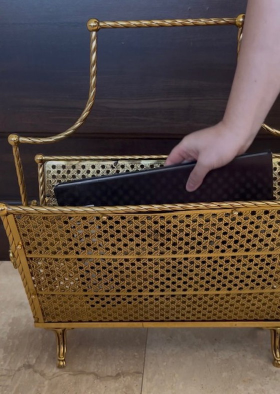 Image 1 of Porte-revues en laiton style Hollywood Regency – lourd et décoratif