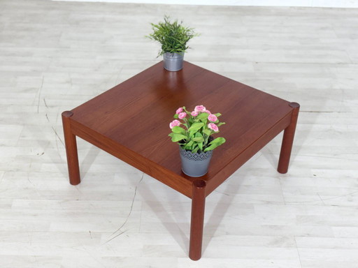 Mesa de centro de teca de mediados de siglo / Mesa / Mesa de salón / Mesa de centro vintage