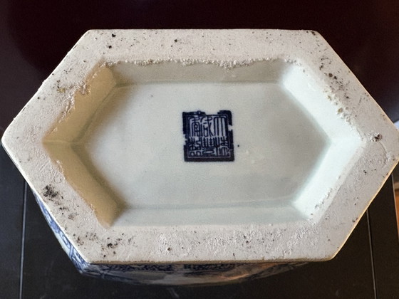 Beautiful Antique Chinese Blue and White Vase 1875-1908 – asian vases from Holland, Porcelain (photo 9 of 11)