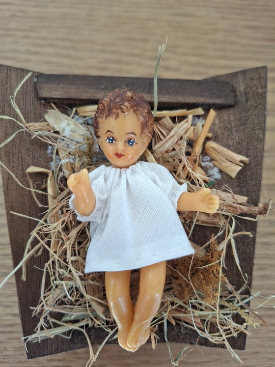 Krippenfigur Baby in Krippe, Handgemaakt door Karmelietessen in Vilvoorde, Dekorative Objekte, Andere, Braun (Foto 5 von 5)